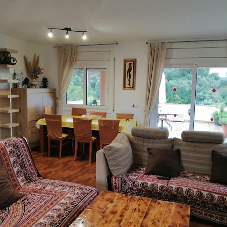 Holiday Home Cardona 滨海略雷特 外观 照片