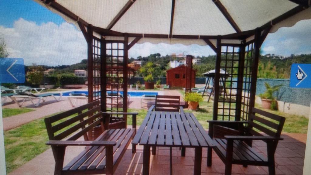 Holiday Home Cardona 滨海略雷特 外观 照片